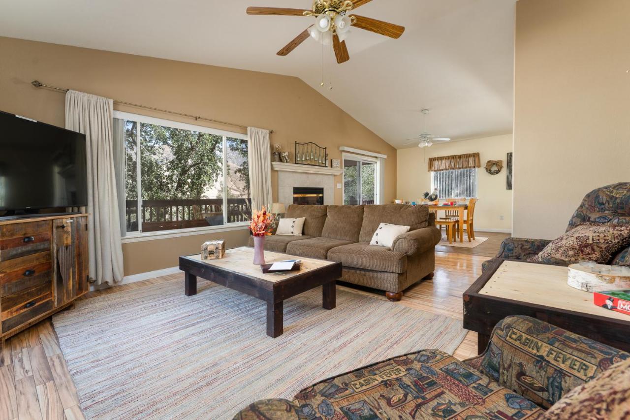 Lazy Squirrel - Cozy Family House With Full Game Room Kernville Extérieur photo